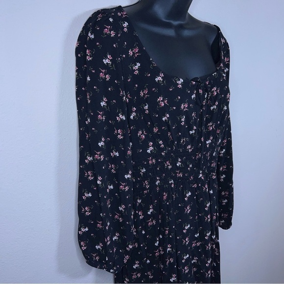 MEDIUM AMERICAN EAGLE BLACK PINK FLORAL  DRESS COTTAGE  LONG SLEEVE - Picture 7 of 12